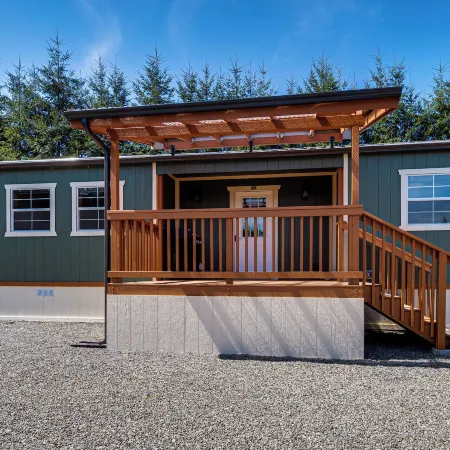 Private Yard w/ Games! Family Getaway in Forks