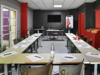 Hôtel Ibis Sisteron - 주차장