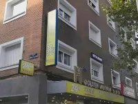 Golden Alcala Hotels near Ciudad Lineal