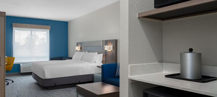 Holiday Inn Express & Suites Alexandria Hotels in Rapides Parish