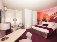 Mercure Limoges Centre - Parvekkeita