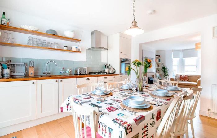Perfect Booking Near Ramsgate Station And Beach