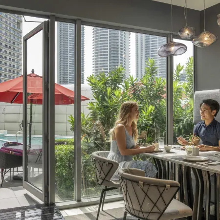 Novotel Suites Manila at Acqua