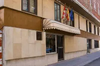 Letras del Tormes - Hostels
