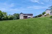 Two-story, Lakefront Getaway With Dock, Beach, Grill, 2 Kayaks, 2 Canoes, AC - 3-Star