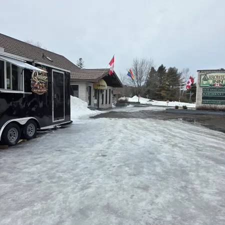 Arrowhead Inn by Baaman's