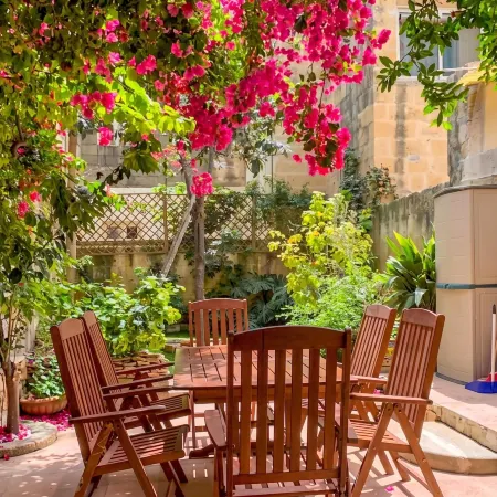 Bougainvillea Breeze & Marina View - Happy Rentals