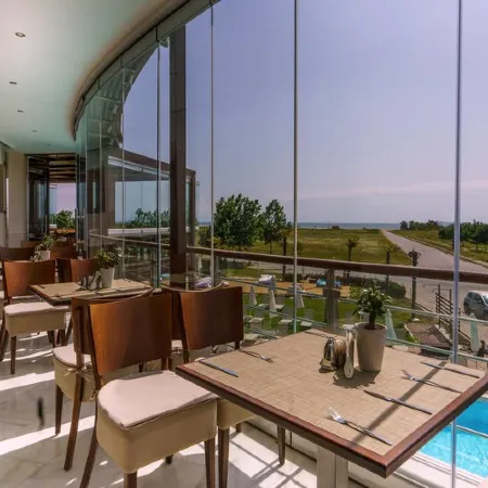 Cosmopolitan Hotel & Spa