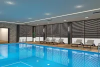 ILK INN HOTEL - Pools