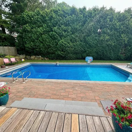 Spacious 5Bdrm Home- Saltwater Pool, WiFi, AC, Private Beach Parking Pass