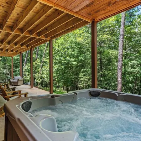 Sunrays Mountain Vista - Hot Tub, New Construction, Pet Friendly
