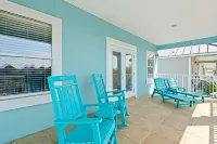 Mins From Beach Sleeps 17 Outdoor Seating - 3-Star