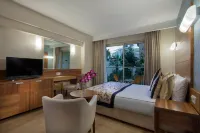 Trendy Side Beach Hotel - Mountain view