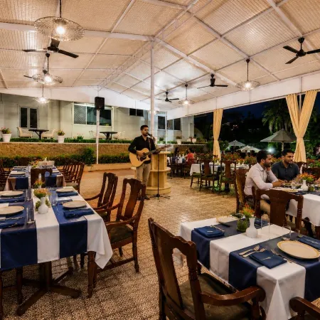 Hotel Karnavati