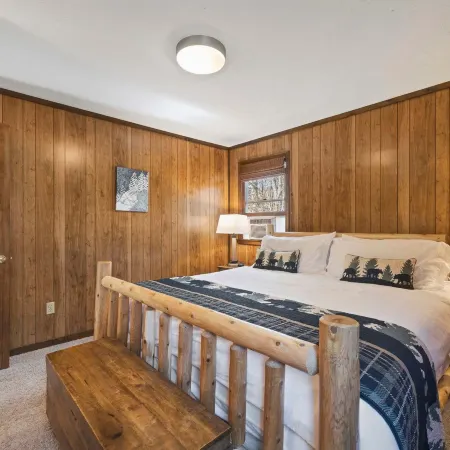 Rainbow Falls Cabin - Sauna - Hot Tub - Foosball