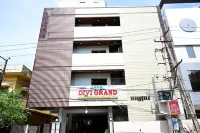 Hotel Divi Grand - 2-Star