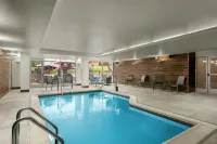 Fairfield Inn & Suites Beckley - 3-Star