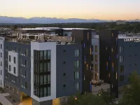 Courtyard by Marriott Denver Downtown West Hotels near Lo-Hi