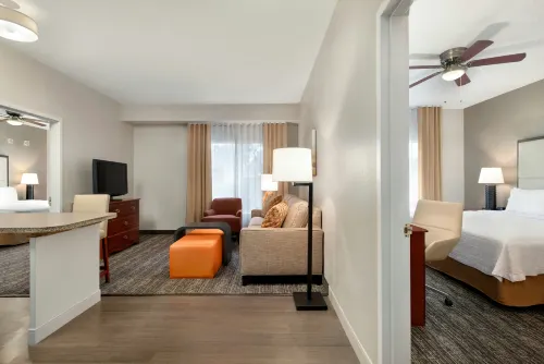 Homewood Suites by Hilton Dallas - Arlington - 3-Star