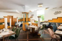 QU Hotel, Trademark Collection by Wyndham - breakfast