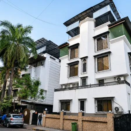 Sparks Fly Serviced apartments Vashi