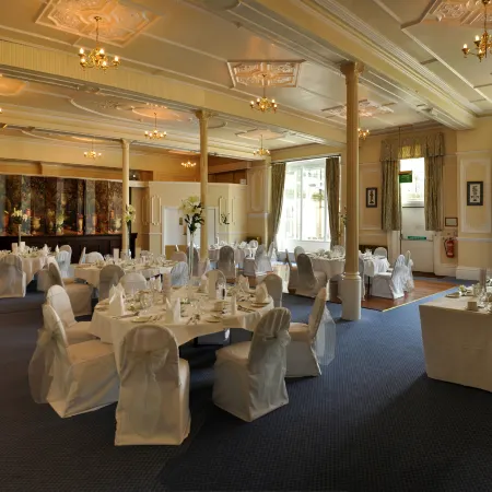 Cairn Hotel