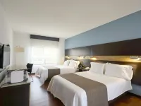 Mercure Bogota Bh Retiro Hotels near تشابينرو