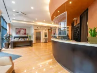 โรงแรมเดเซทรองเฌร์ โรงแรมใกล้ย่าน Tortona