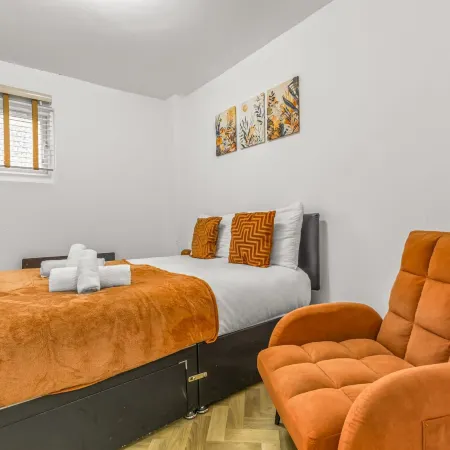 Sleek 2BR Whitefield Parking 5m to Metrolink