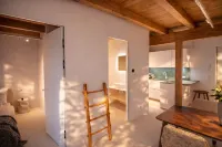PENTHOUSE N'3 – Balcony, Sauna & Whirlpool Access - Pools