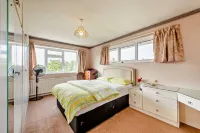 Host Stay Worthing Getaway - 4-Star