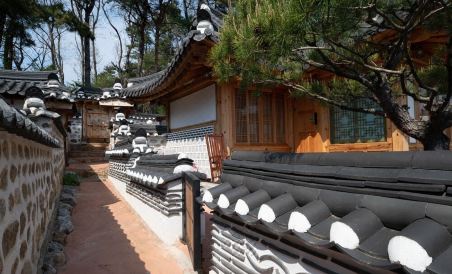 Donghae Hanok Donganjae - Housity