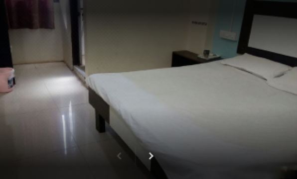 Green Leaf Lodge - Housity