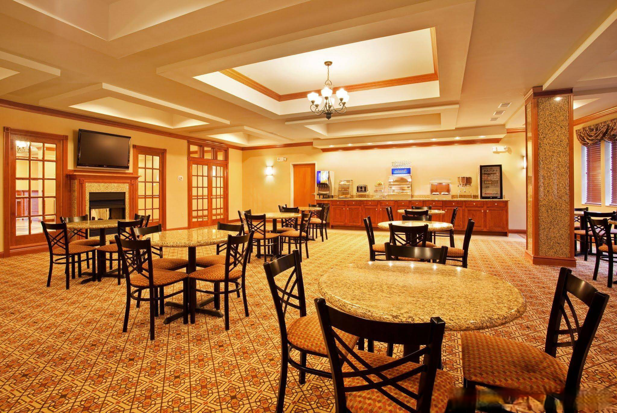 Holiday Inn Express Hotel & Suites Goshen, an Ihg Hotel