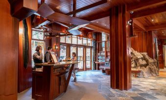 Fox Hotel and Suites