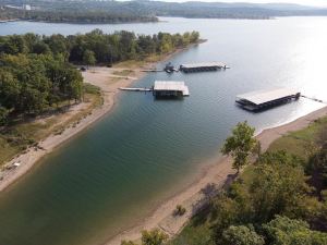 Table Rock Resorts at Indian Point