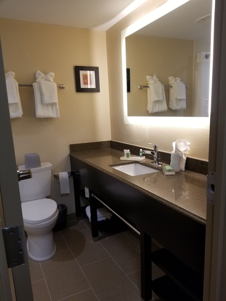 Holiday Inn - Poughkeepsie, an Ihg Hotel