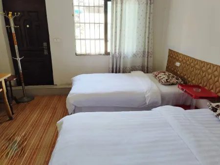 Majiang Rongxu Hotel Отели в г. Мацзян