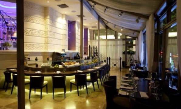 Hotel Xenia, Autograph Collection