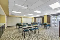 Holiday Inn ST. Petersburg West Các khách sạn ở Saint Petersburg