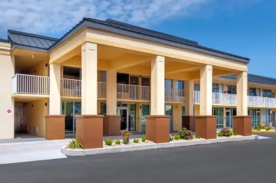 Quality Inn Saint Petersburg North-Tampa Bay Hotels near Jabil