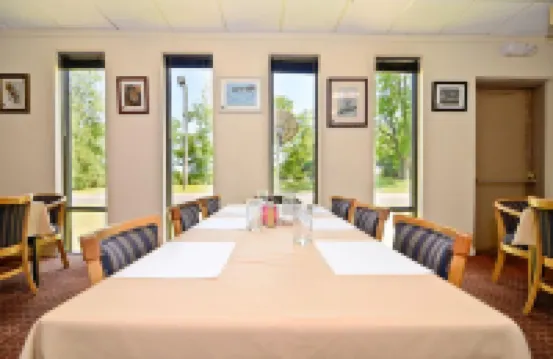 Best Western Crossroads Inn