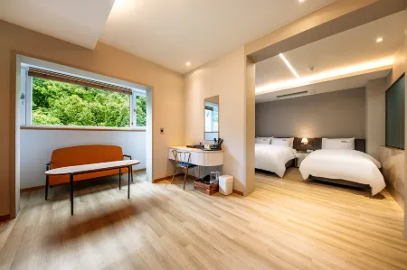 Daegu Exco Convention Business Hotel Отели рядом со станцией Станция Донгдаэгу