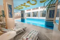 Luxus Grand Hotel - piscina