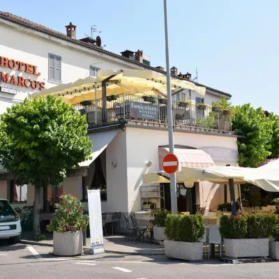 Hotel Marco's Hotels near Funicolare Brunate