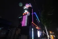 Jinju Comma Self Check-in Motel