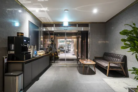 Daejeon Yuseong Top Cloud Hotel Отели рядом с достопримечательностью «Hanbat Arboretum»