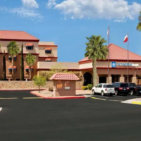 Wyndham El Paso Airport Hotel and Water Park