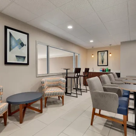 Holiday Inn Express & Suites AUBURN - UNIVERSITY AREA by IHG