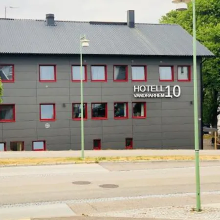 Hotel & Hostel 10